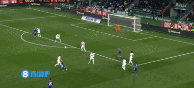 法国客场3-1逆转阿塞拜疆，马特塔、阿克利乌什破门，古斯托两助攻